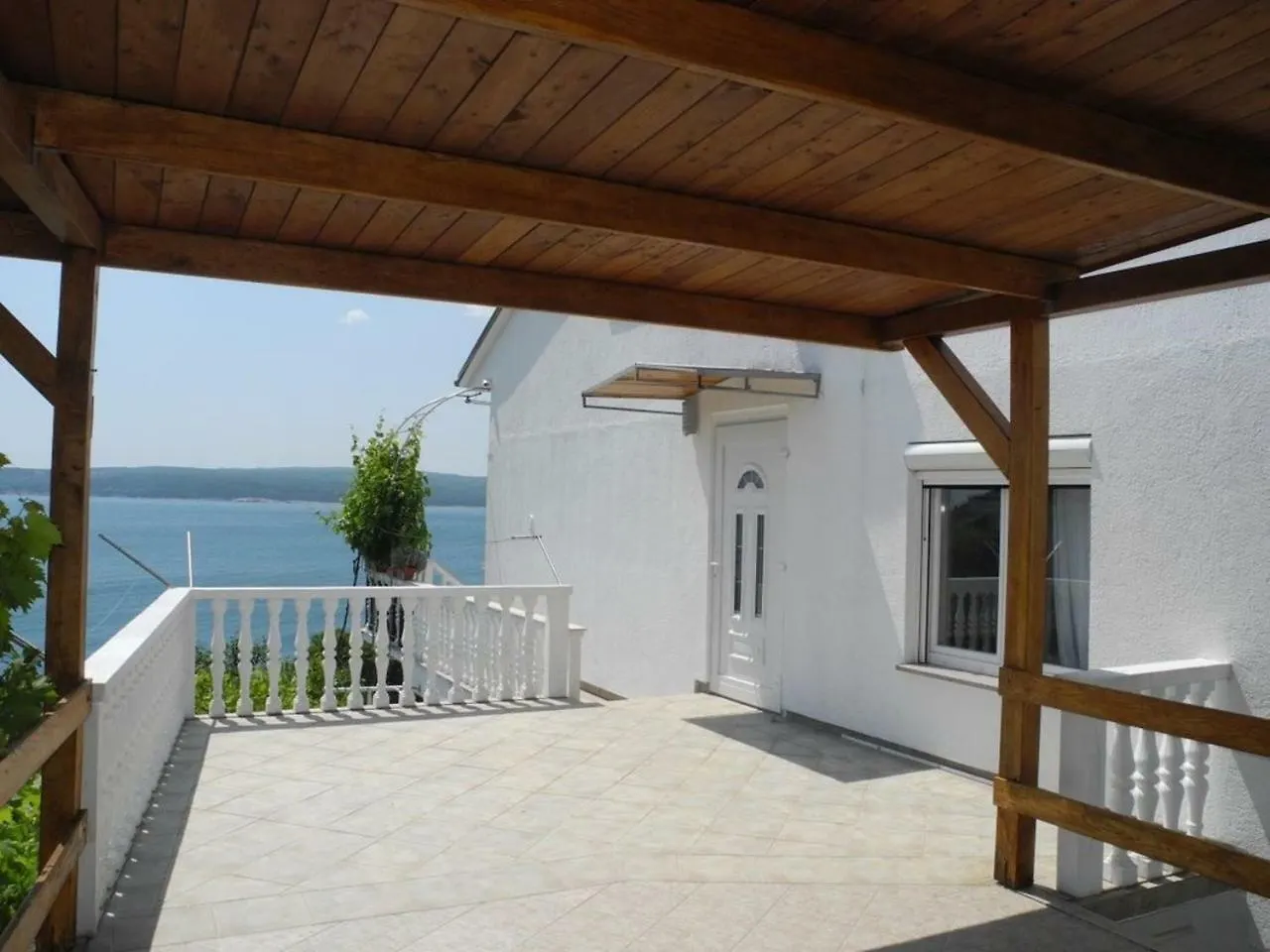 Apartment In Dramalj 5788 0*,